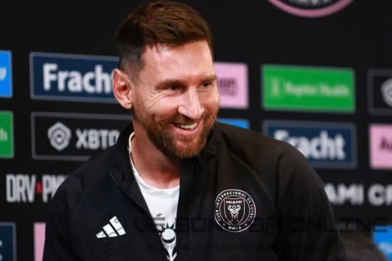 Các yếu tố ảnh hưởng đến mức lương cầu thủ cao nhất thế giới