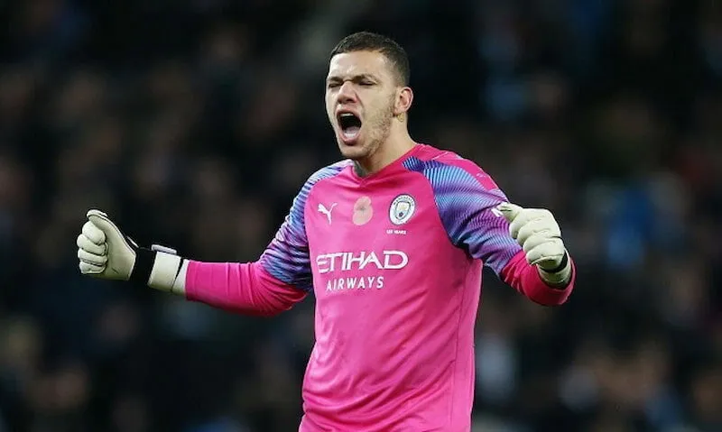 Thủ môn đắt giá nhất thế giới hiện tại - Kỷ lục mới của làng bóng đá